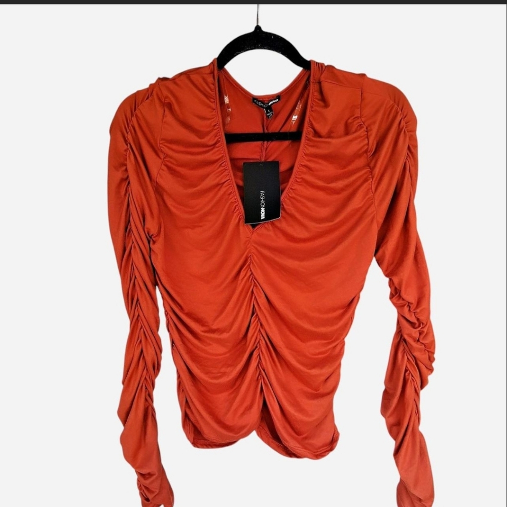 Fashion Nova Women's Ruched Long Sleeve Top - Rust